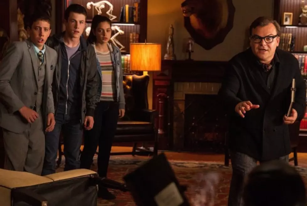 ‘Goosebumps’ Review: Fans of the Books Are Going to Dig This Movie