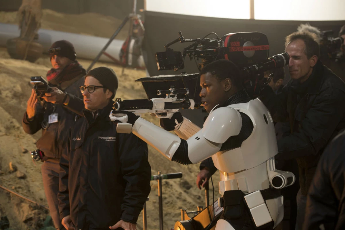 New ‘star Wars Set Photos Plus Jj Abrams On ‘episode 8