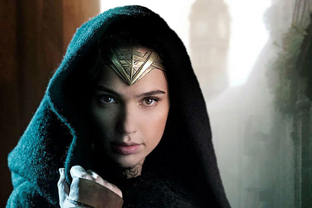 ‘Batman vs. Superman’ Star Gal Gadot Says Wonder Woman Isn’t There for the Men