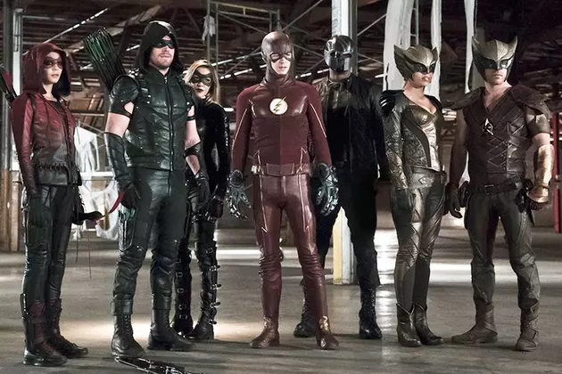 ‘Legends’ Fight Vandal Savage in First ‘Arrow’ and ‘Flash’ 2015 Crossover Synopsis