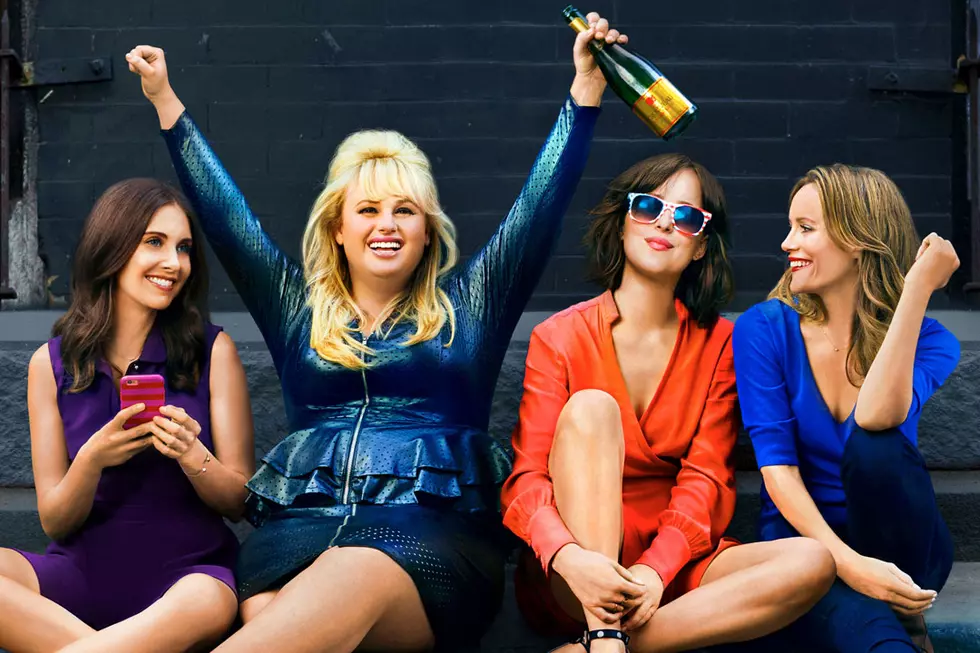 Dakota Johnson and Rebel Wilson Tear Up the Town in the ‘How to Be Single’ Trailer