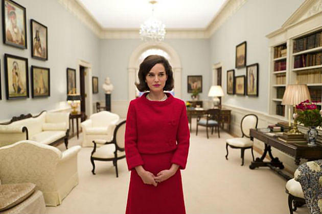 ‘Jackie’ Reveals First Look at Natalie Portman’s First Lady