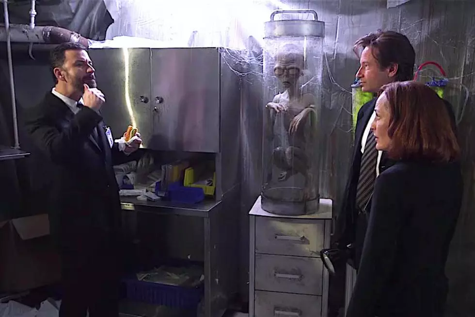 Mulder and Scully Make Out for Kimmel's New 'X-Files' Parody