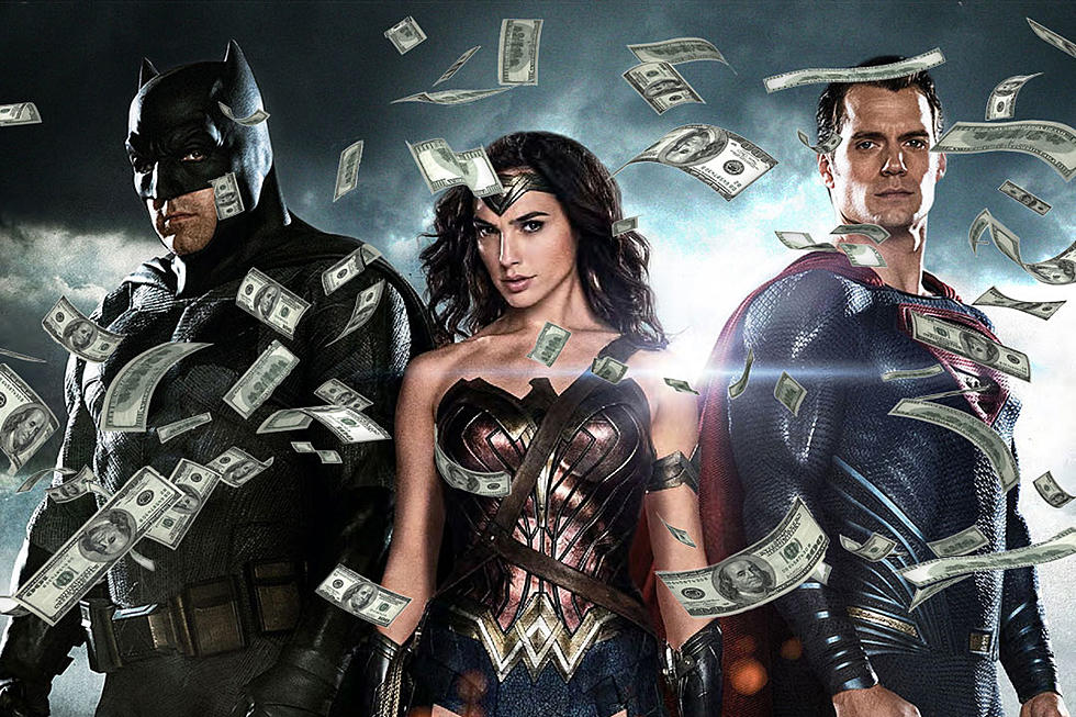 Batman v Superman' Breaks Records With $424 Million Globally
