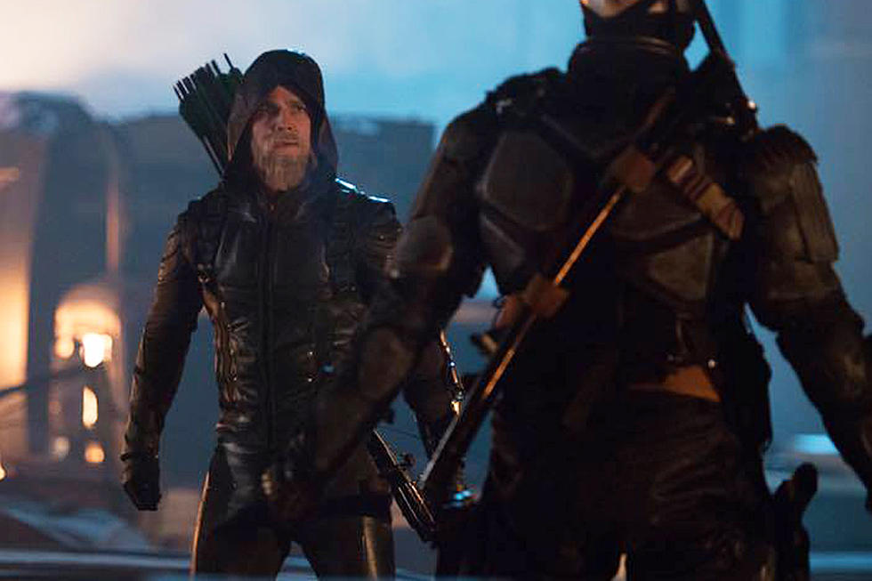 ‘Legends of Tomorrow’ Confirms Mystery Deathstroke in ‘Star City 2046’ Trailer