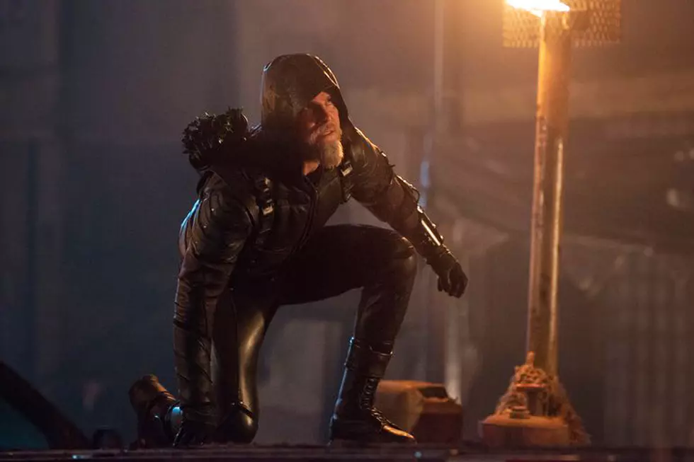 'Legends of Tomorrow' First '2046' Photo of Future Oliver