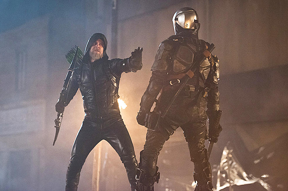 'Legends' 'Star City 2046' Photos Reveal Deathstroke, Connor