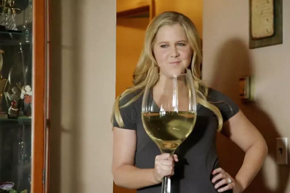 Amy Schumer to Terrorize Some Bros in ‘Who Invited Her?’