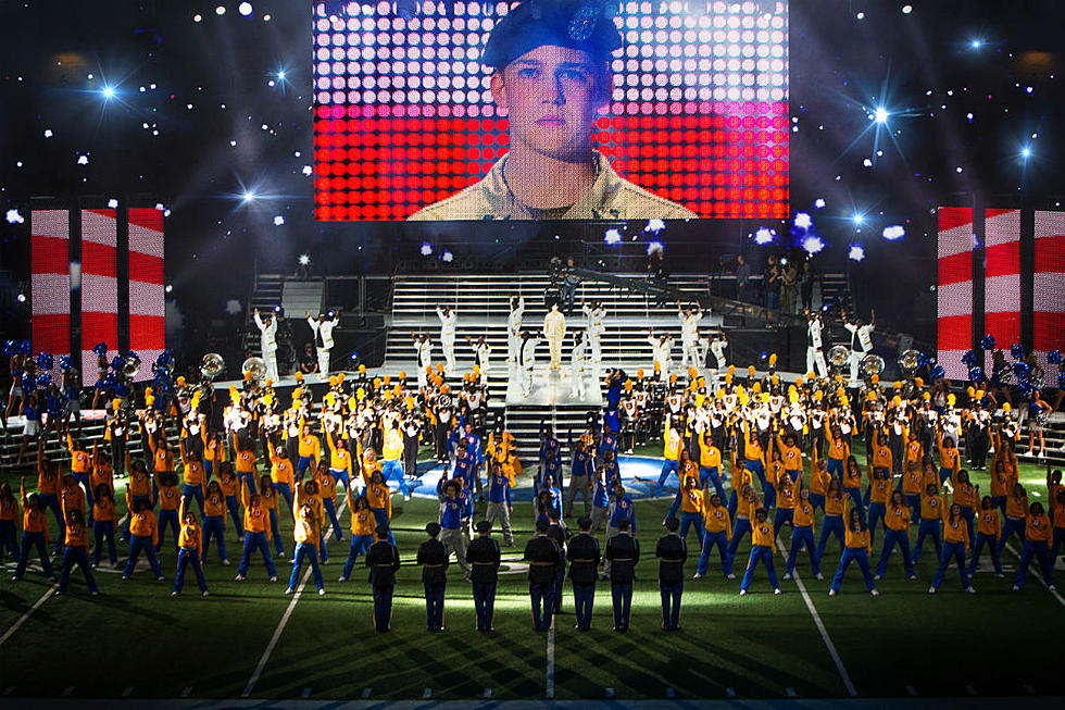 ‘Billy Lynn’s Long Halftime Walk’ Trailer Takes You to War