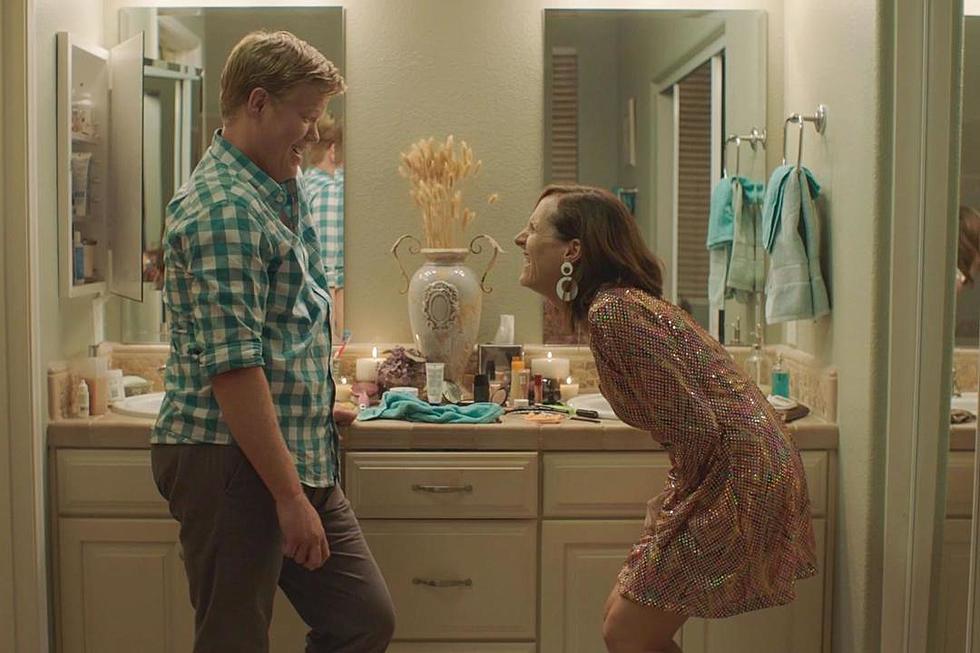 ‘Other People’ Trailer: Molly Shannon and Jesse Plemons vs. Cancer