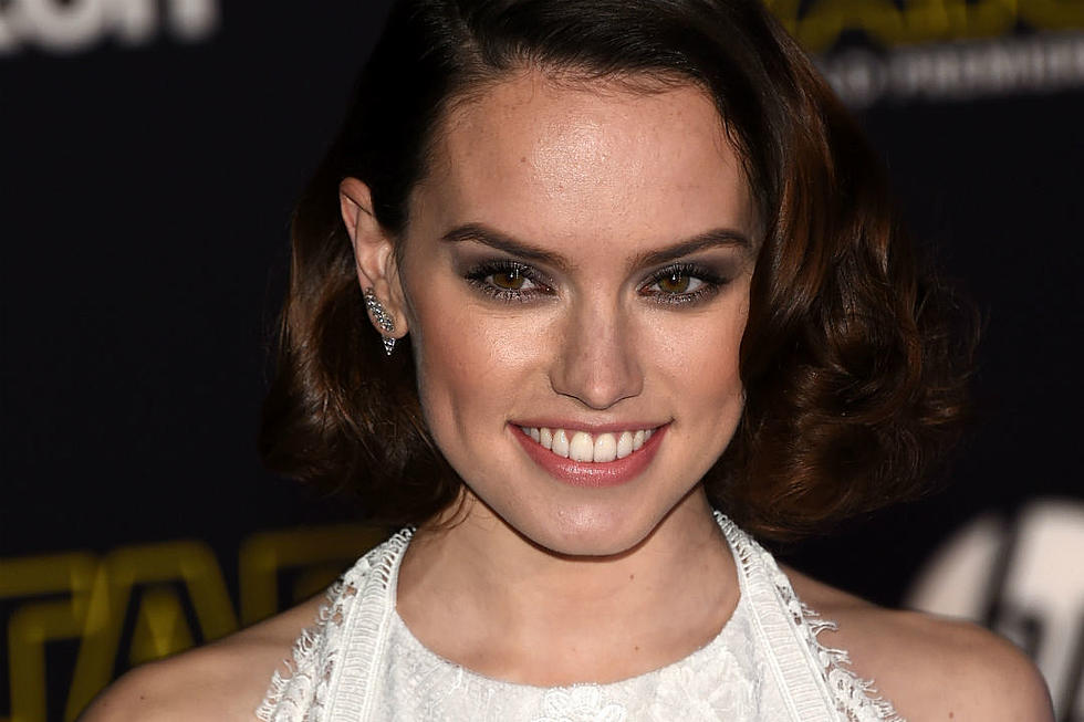 Daisy Ridley Is Very Blonde in First ‘Chaos Walking’ Photo