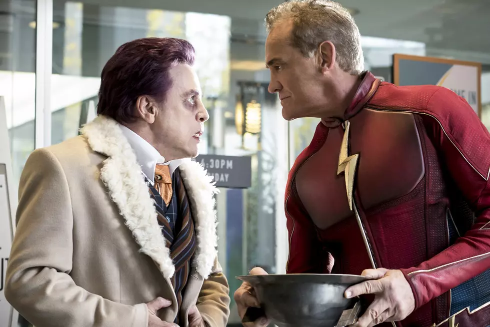 'Flash' Confirms Mark Hamill's Earth 3 Trickster in New Clip