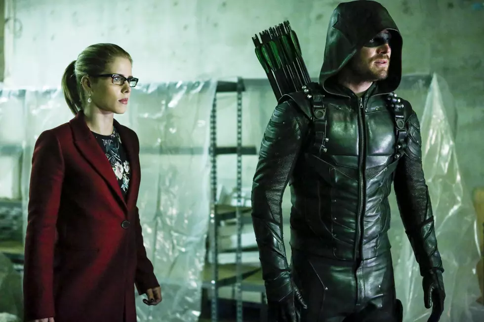 'Arrow' Review: 'Who Are You' Premiere Goes Canary Crazy