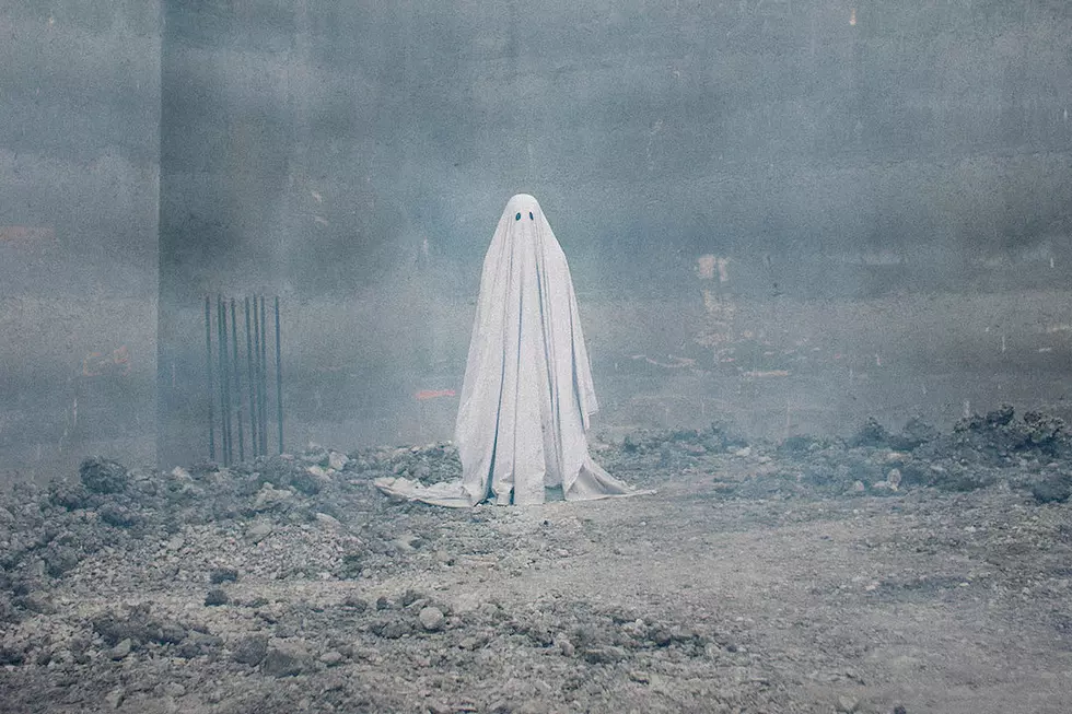 ‘A Ghost Story’ Review: A Totally New Kind of Haunted House Movie