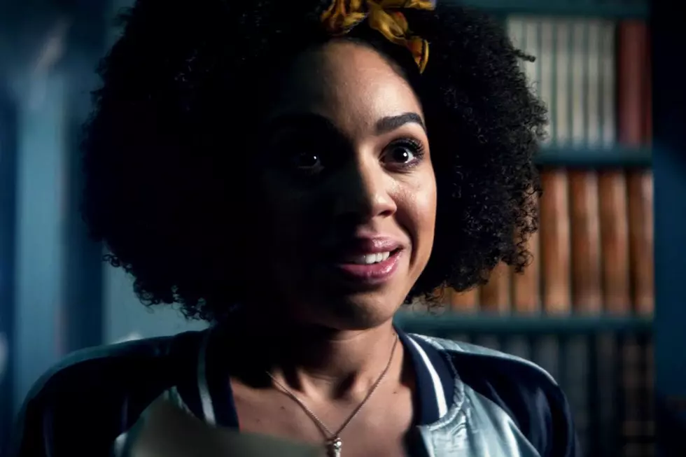 Bill’s Having the Time of Her Life in New ‘Doctor Who’ Season 10 Trailer