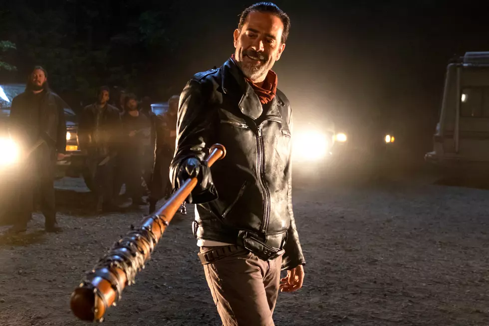 ‘Walking Dead’ Shirt Pulled Over Racist Complaint, Star Claims ‘People Are Stupid’