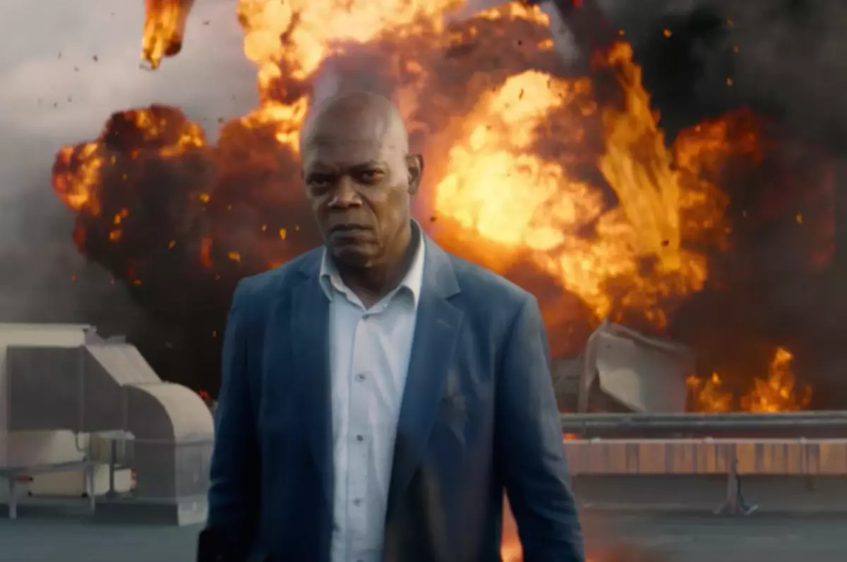 The Hitman's Bodyguard' Red Band Trailer