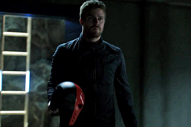 ‘Arrow’ Finale Synopsis: Deathstroke Boomerangs Back, Plus Ghul-Fight