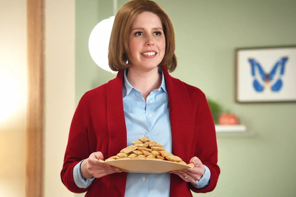 Vanessa Bayer Leaving ‘SNL’ After Season 42 As Well