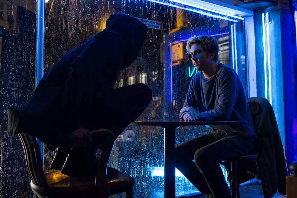 ‘Death Note’ Clip: Light Meets L, Who Looks Like He Robbed, Like, Three Hot Topics
