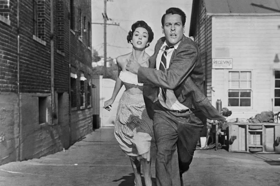 Warner Bros. Is Making Another ‘Invasion of the Body Snatchers’ Reboot