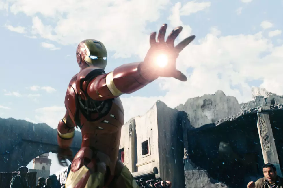 How Would a Robot Review ‘Iron Man’?