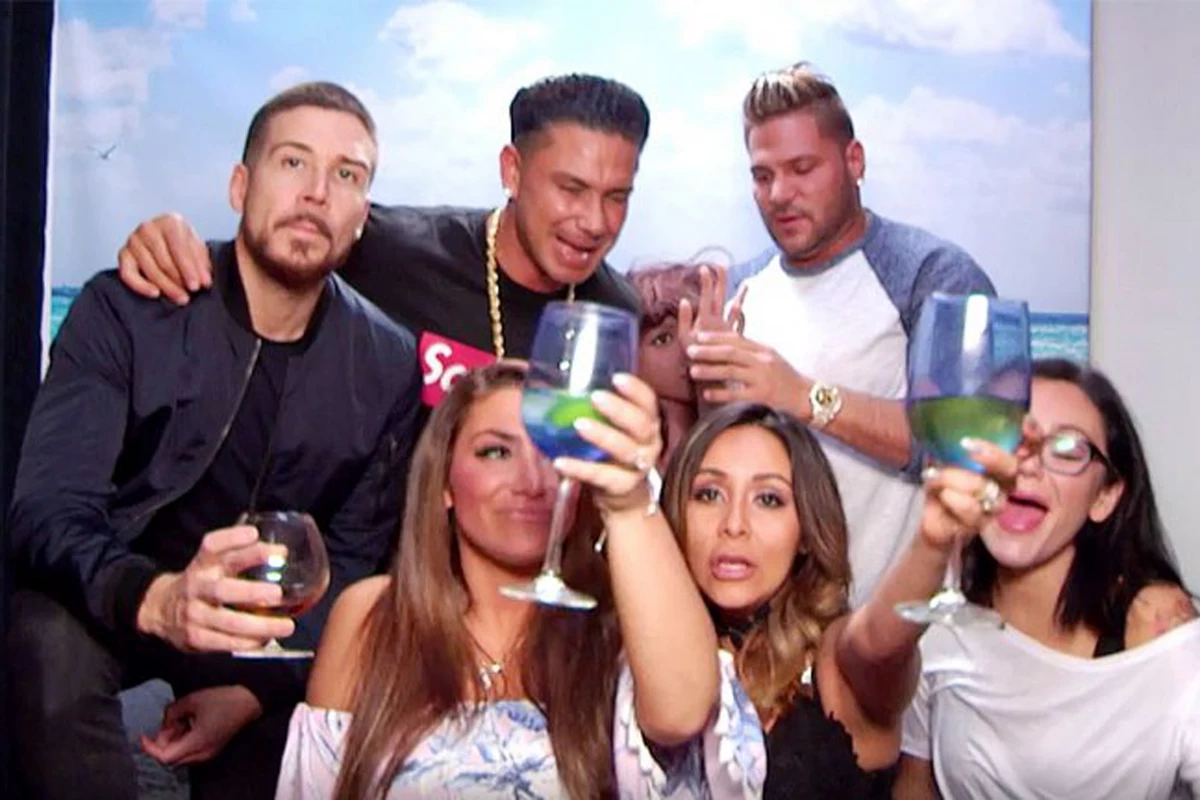 'Jersey Shore' Goes on 'Family Vacation' in First Reunion Trailer