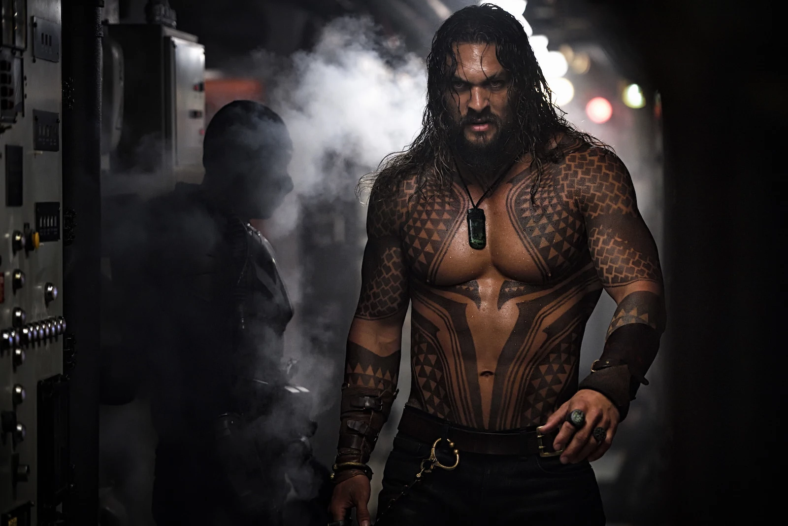 Aquaman' Review: Holy Crap, They Actually Made an Aquaman Movie
