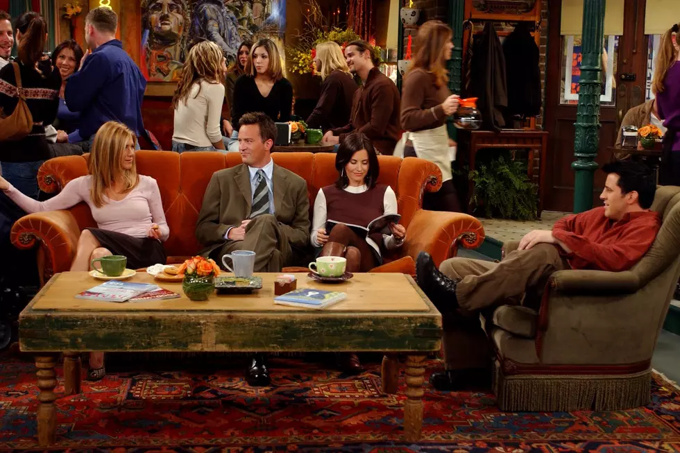 A 25th Anniversary ‘Friends’ Pop-Up Will Let You Visit Central Perk