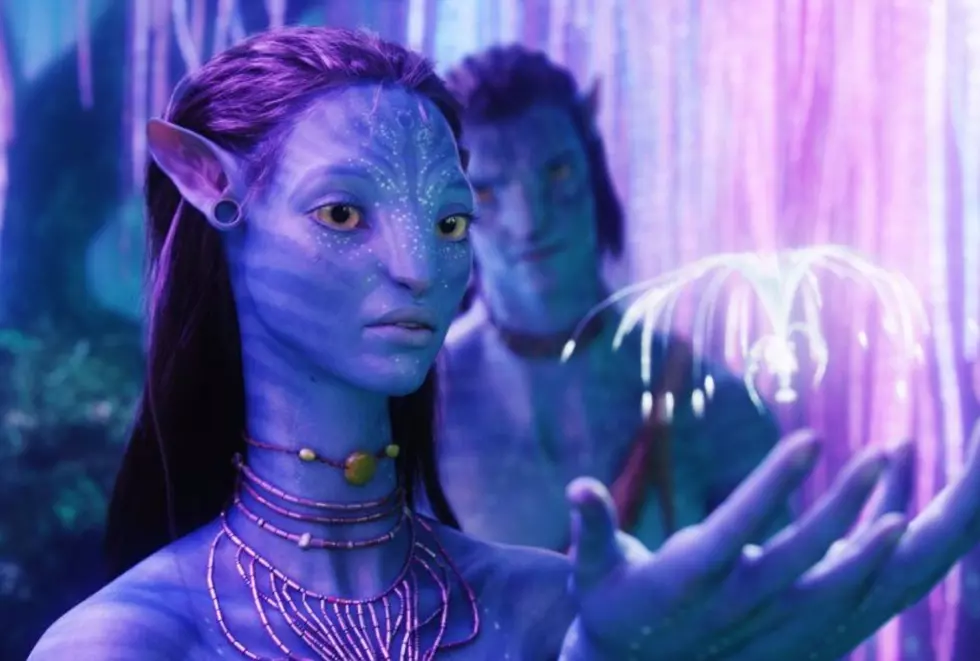 New ‘Avatar 2’ Set Photos Show James Cameron Directing Poolside
