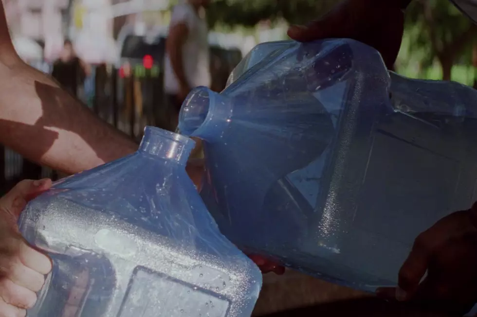 Celebrating 25 Years of the ‘Die Hard With a Vengeance‘ Jug Problem