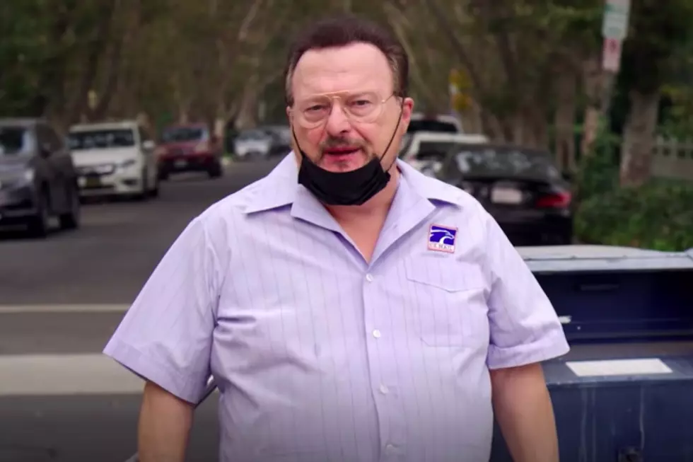Wayne Knight Revives the Spirit of Newman For Political Ad