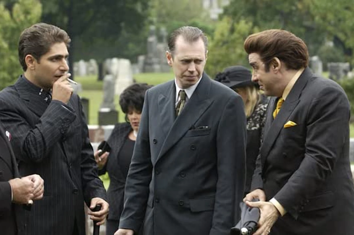 The Sopranos' Cast Will Reunite To Read New David Chase Material