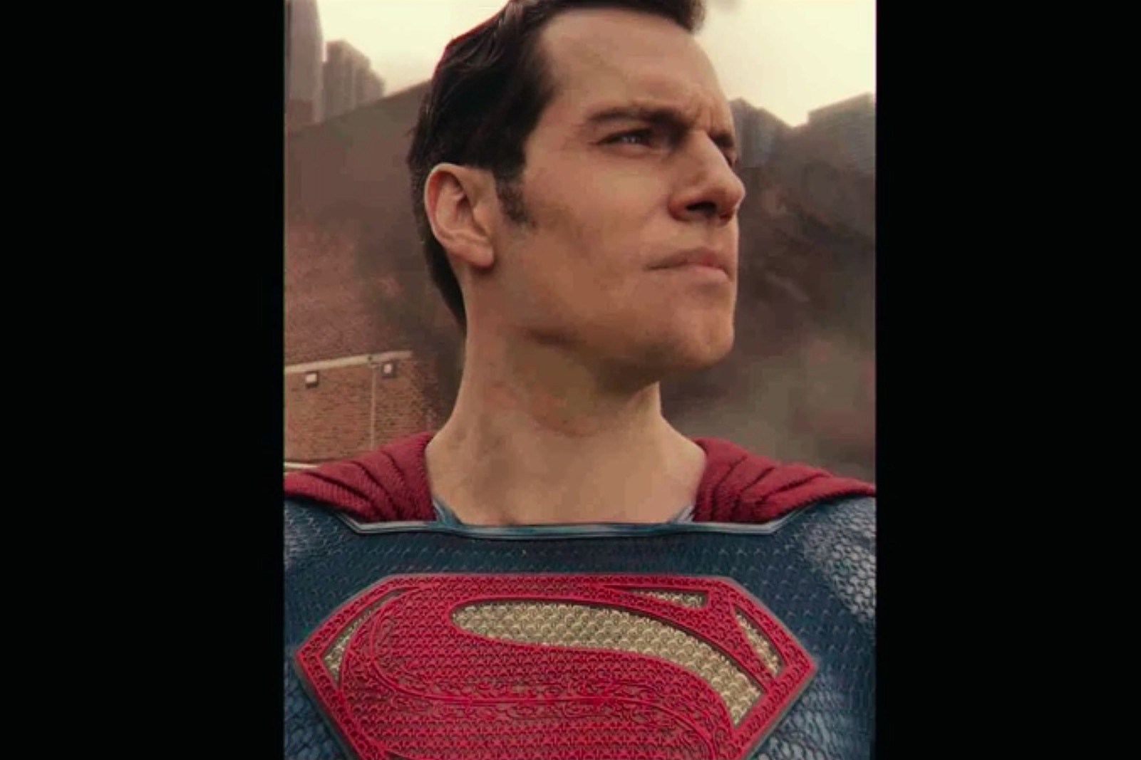 Justice League Snyder Cut: Henry Cavill's Superman Sports the