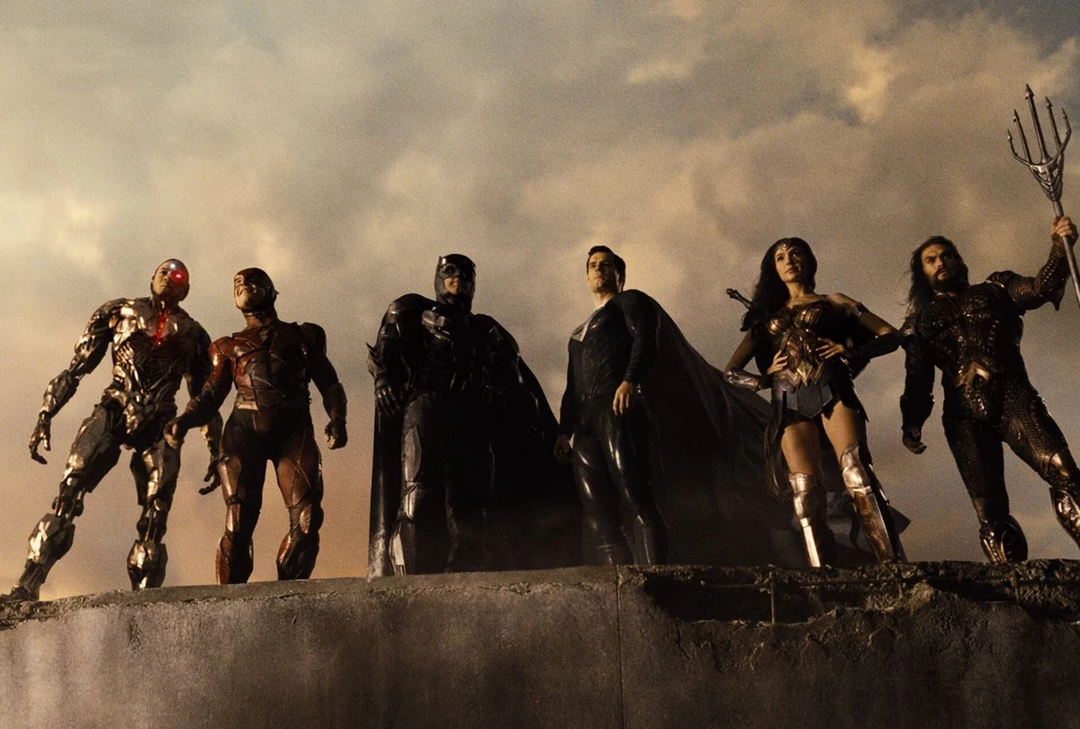 Warner Bros. Promises Single DC Universe Moving Forward Warner Bros. Promises Single DC Universe Moving Forward