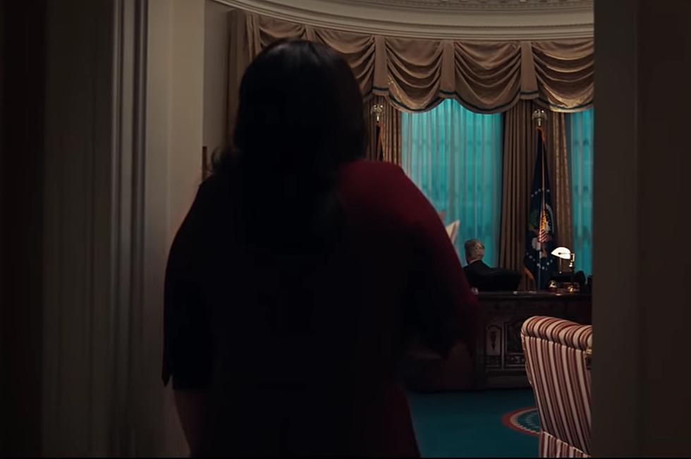 ‘Impeachment: American Crime Story’ Teaser: Beanie Feldstein’s Monica Lewinsky Enters the Oval Office