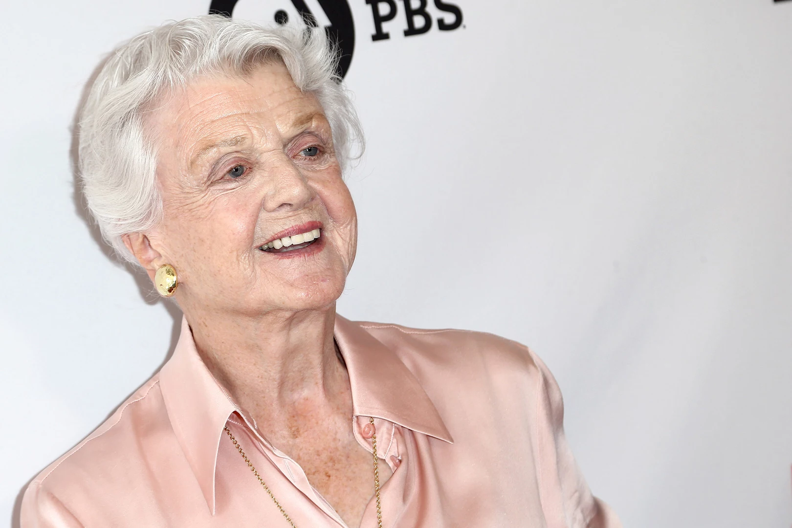 Murder She Wrote Actress Angela Lansbury Dead At 96 Networknews 