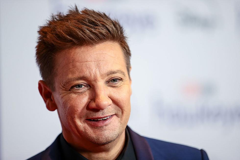 Jeremy Renner Details Snow Plow Accident on ‘Jimmy Kimmel Live’