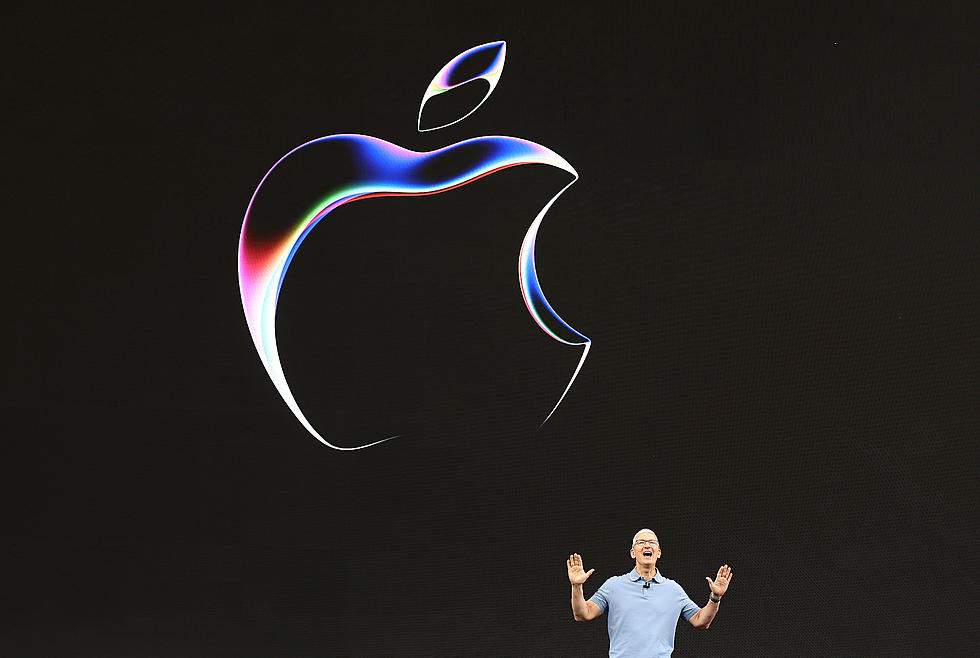 Apple Announces Virtual Reality Headset