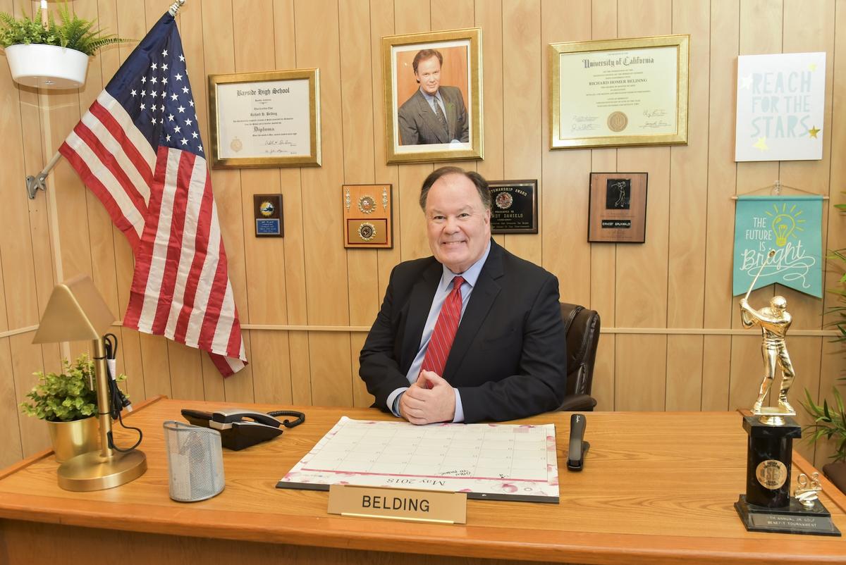 Dennis Haskins, ‘Saved By the Bell’s Mr. Belding, Dies at 75 Dennis Haskins, ‘Saved By the Bell’s Mr. Belding, Dies at 75