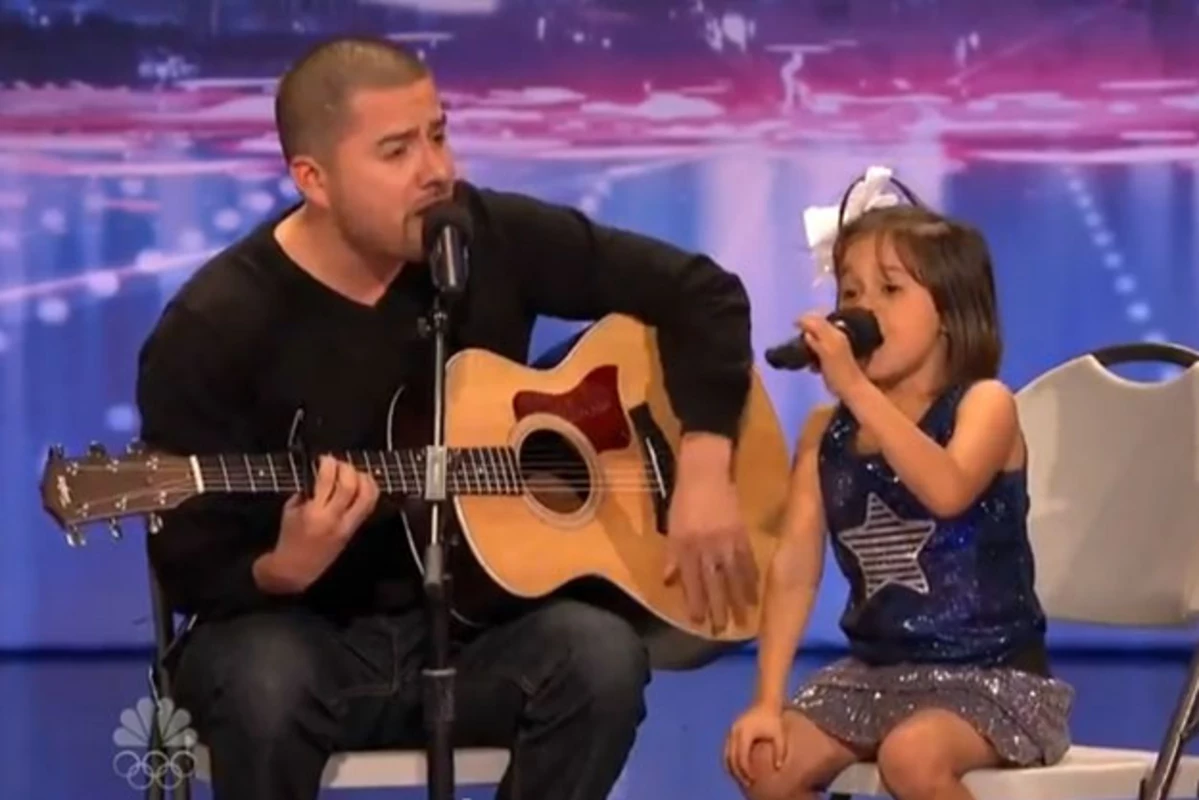Father/Daughter Duo Jorge and Alexa Narvaez Sing 'Home' on 'America's Got  Talent'