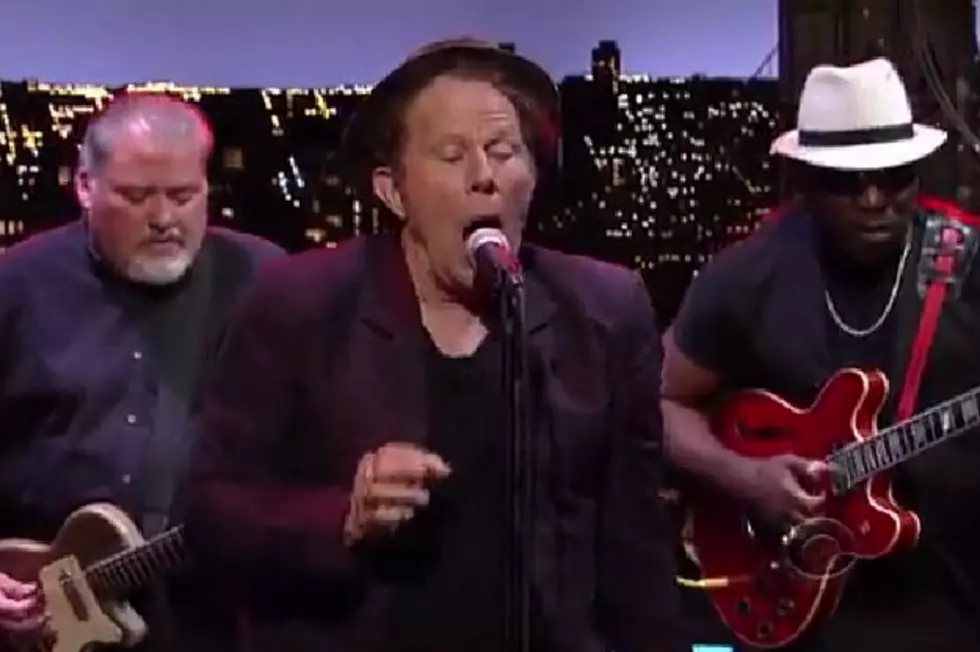 Tom Waits Make Rare Television Appearance on &#8216;Letterman&#8217;