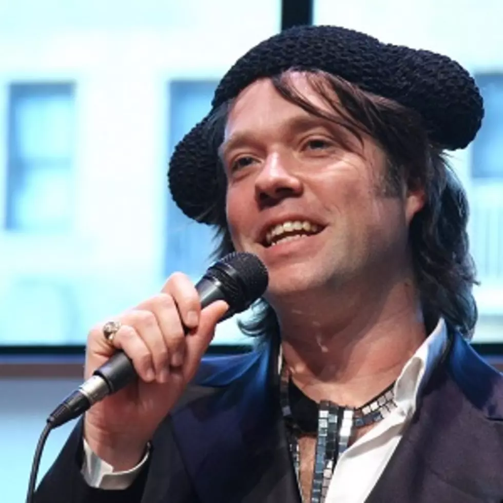 Rufus Wainwright Quietly Rocks &#8216;Letterman&#8217; + More