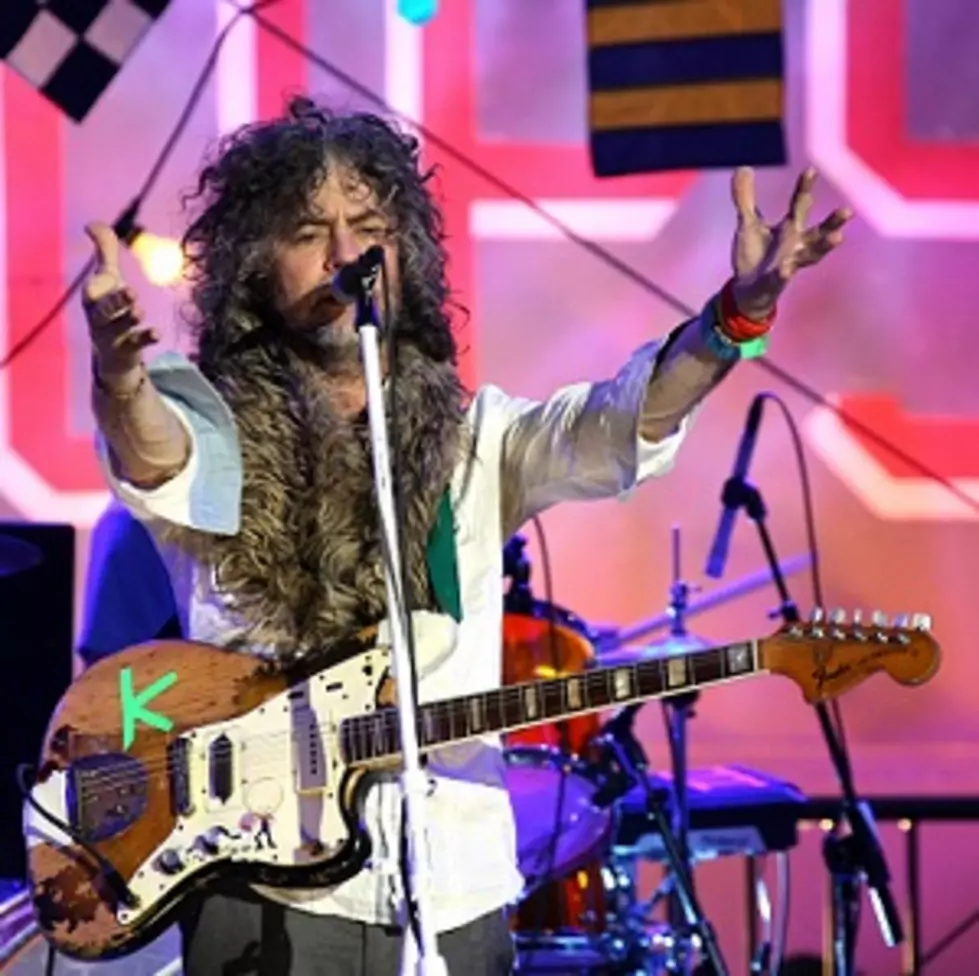 News Bits: The Flaming Lips Head Home for Halloween Concert + More