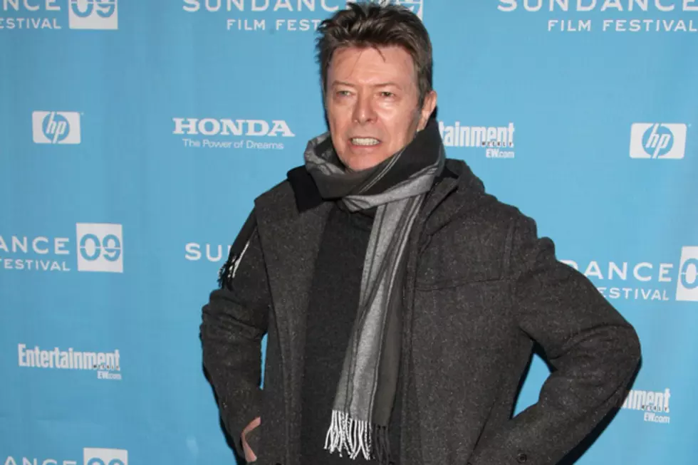 News Bits: David Bowie Sets Museum Ticket Record + More