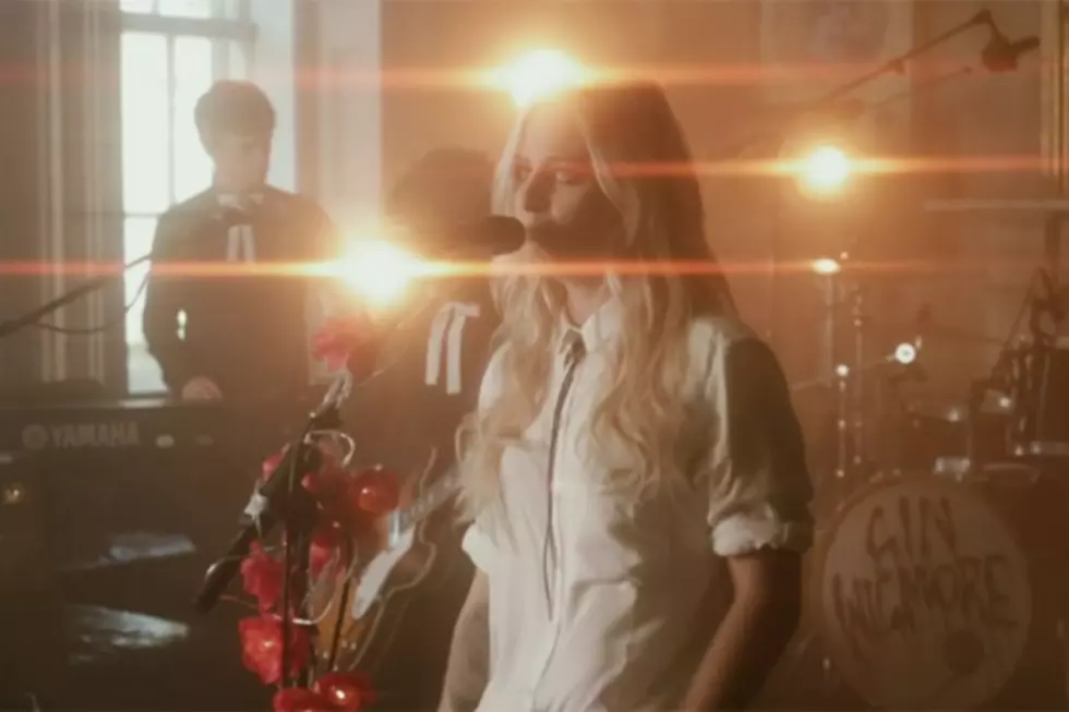 Gin Wigmore, &#8216;Man Like That&#8217; (Old Queens Head Session) Video Premiere