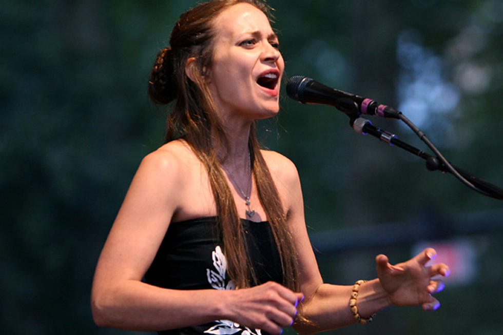 News Bits: Fiona Apple Premieres New Paul Thomas Anderson-Directed Video + More