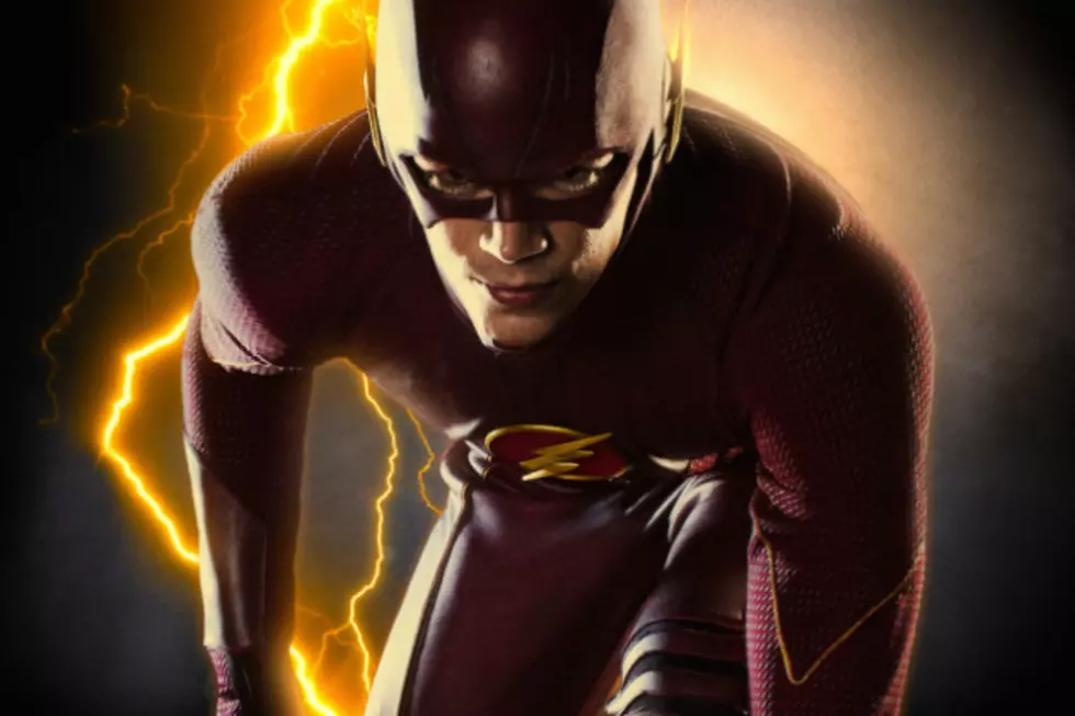 Flash’s Full Costume Revealed