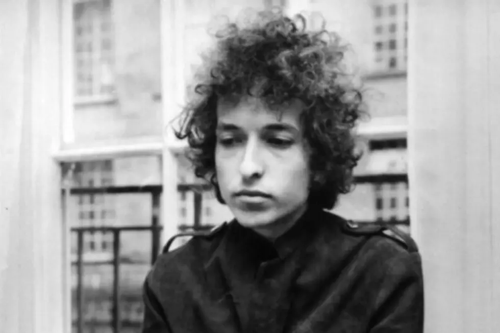 Bob Dylan’s Handwritten Draft of ‘Like a Rolling Stone’ Sells for $2 Million