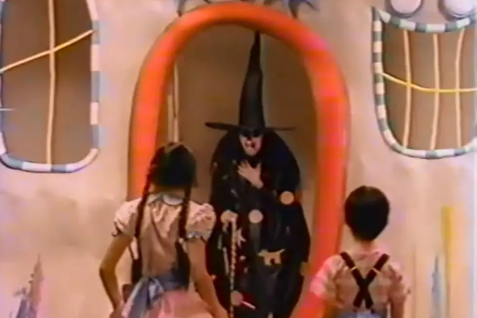 Watch Tim Burton's Exceedingly Weird and Rare Version of 'Hansel and Gretel'